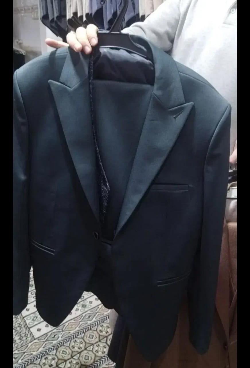 تولیدی کت و شلوار خانزاد در بندر ماهشهر